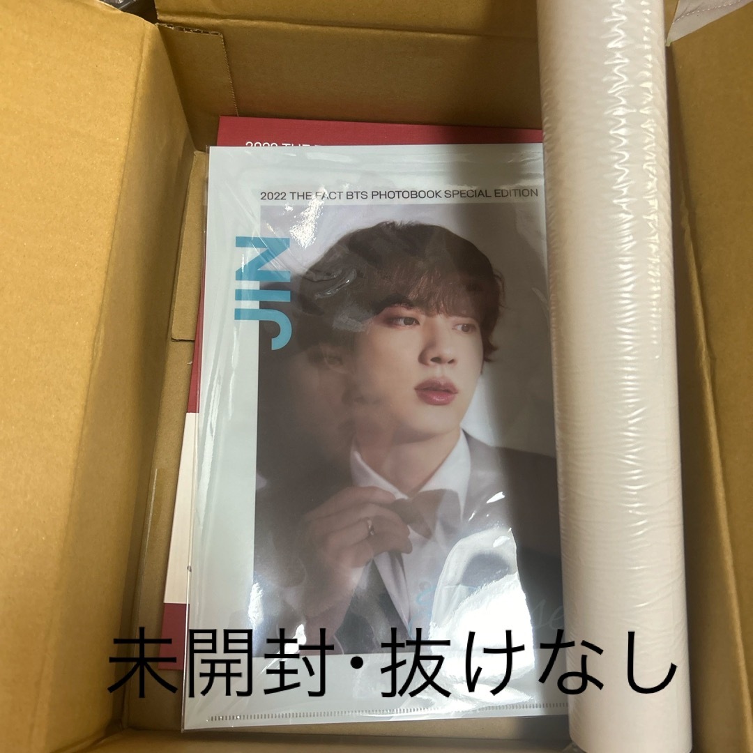 防弾少年団(BTS)(ボウダンショウネンダン)の2022THEFACT BTS PHOTOBOOK SPECIALEDITION エンタメ/ホビーのタレントグッズ(アイドルグッズ)の商品写真