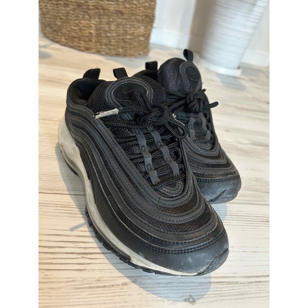 NIKE(ナイキ)のNIKE WMNS AIR MAX 97 ブラック　23.5 レディースの靴/シューズ(スニーカー)の商品写真