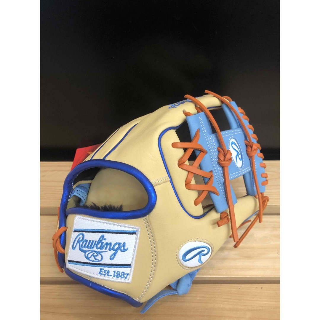 Rawlings(ローリングス)の超限定品！ローリングス 軟式用グローブ 内野手用 定価25,300円税込 スポーツ/アウトドアの野球(グローブ)の商品写真