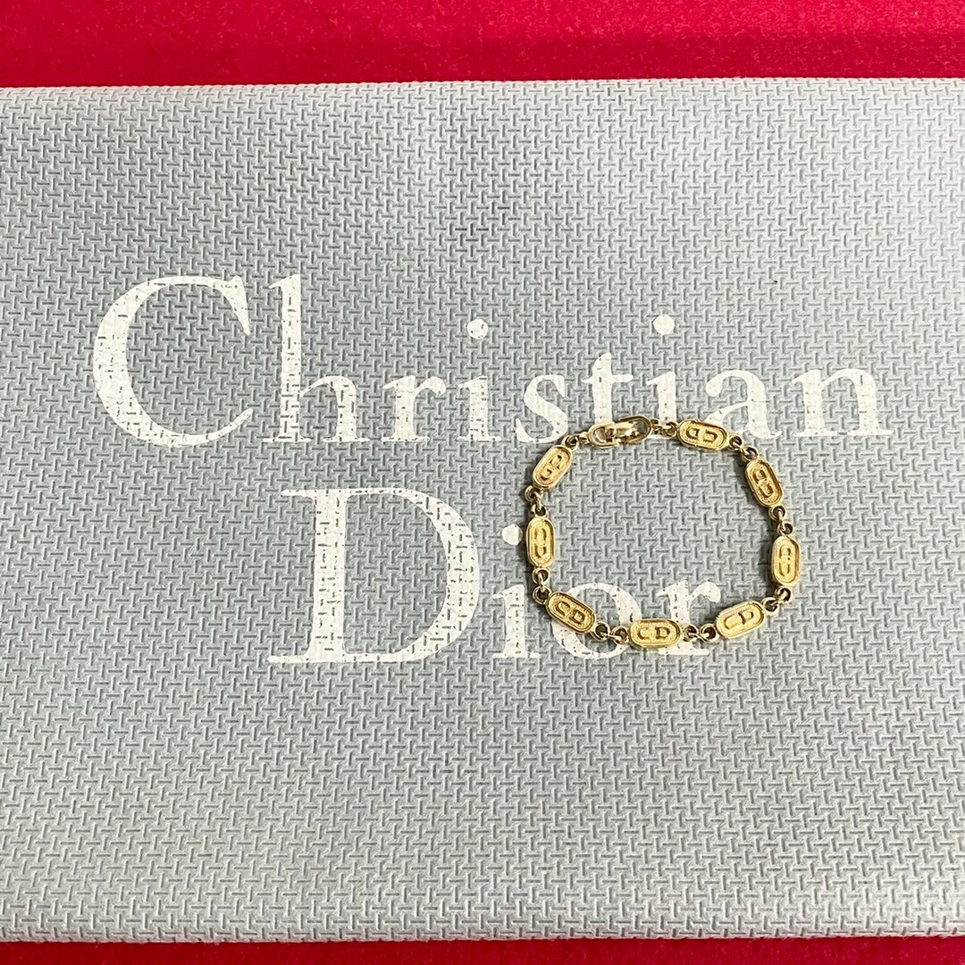 Dior(ディオール)の極 美品 レア Christian Dior ディオール ヴィンテージ CD ロゴ 金具 チェーン ブレスレット バングル ゴールド レディース 32889 レディースのアクセサリー(ブレスレット/バングル)の商品写真