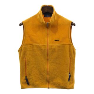 パタゴニア(patagonia)の90年代 USA製 patagonia パタゴニア フリースベスト アウトドア ワンポイントロゴ イエロー (メンズ S) 中古 古着 Q3521(その他)