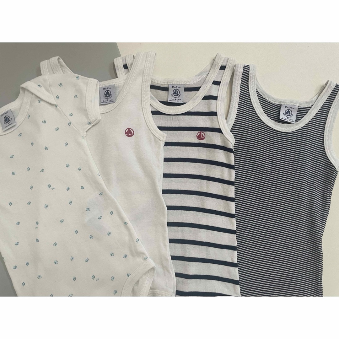 PETIT BATEAU(プチバトー)のプチバトー　タンクトップ　半袖　肌着　ロンパース　18M 12M キッズ/ベビー/マタニティのベビー服(~85cm)(肌着/下着)の商品写真