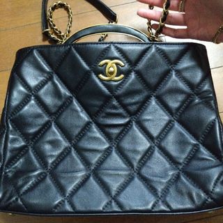 CHANEL - CHANEL　ショルダーバッグ