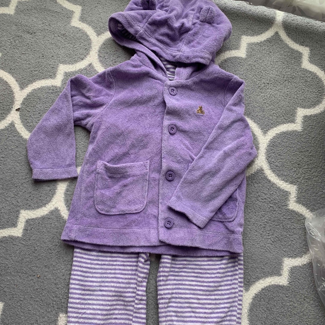 babyGAP(ベビーギャップ)の21  80センチ セットアップ　ルームウェア キッズ/ベビー/マタニティのベビー服(~85cm)(パジャマ)の商品写真