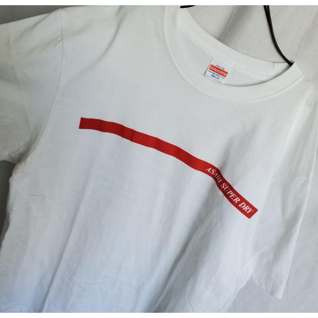 新品　非売品 アサヒ　スーパードライ　Tシャツ デカロゴ　XL ビール　Tシャツ レディースのトップス(Tシャツ(半袖/袖なし))の商品写真