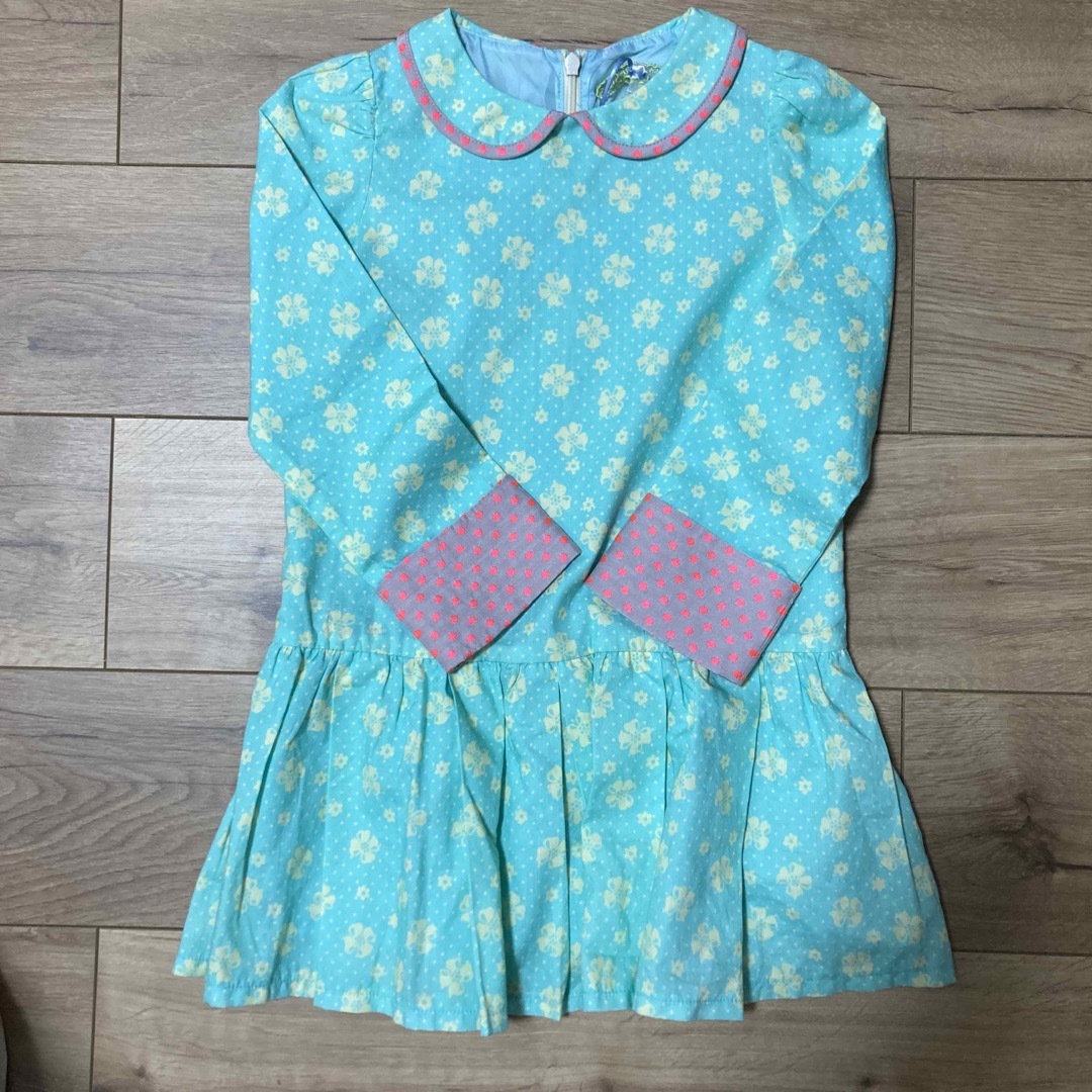 fafa(フェフェ)の新品未使用タグ付き　フェフェ　クローバー　ワンピース キッズ/ベビー/マタニティのキッズ服女の子用(90cm~)(ワンピース)の商品写真