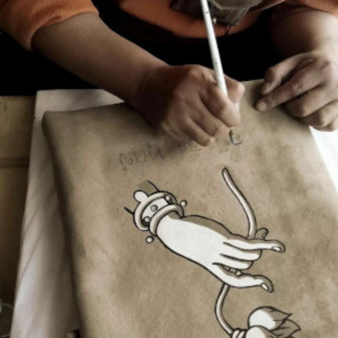 手描きスエード 手提げバッグ「手持白蓮」 ハンドメイドのファッション小物(バッグ)の商品写真
