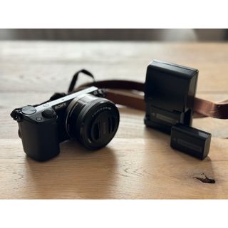 SONY α NEX-5R ブラック ズームレンズ レザーベルト