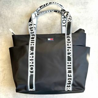 TOMMY HILFIGER - トミーヒルフィガー ナイロントートバッグ ブラック 旅行バッグ 大判