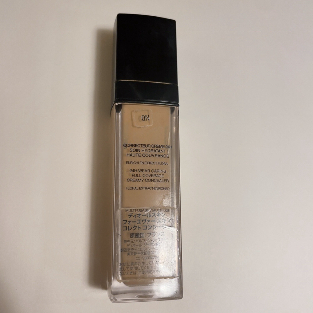 Dior(ディオール)のディオールスキン フォーエヴァー  スキンコレクトコンシーラー 11mL 0N コスメ/美容のベースメイク/化粧品(コンシーラー)の商品写真