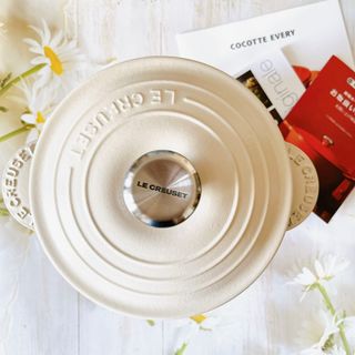 ルクルーゼ(LE CREUSET)の♡ルクルーゼ　ココットエブリィ　18cm ブリオッシュ　両手鍋　ミルクティー(調理道具/製菓道具)