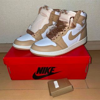 ナイキ(NIKE)のNike Air Jordan 1 Retro High OG Praline(スニーカー)