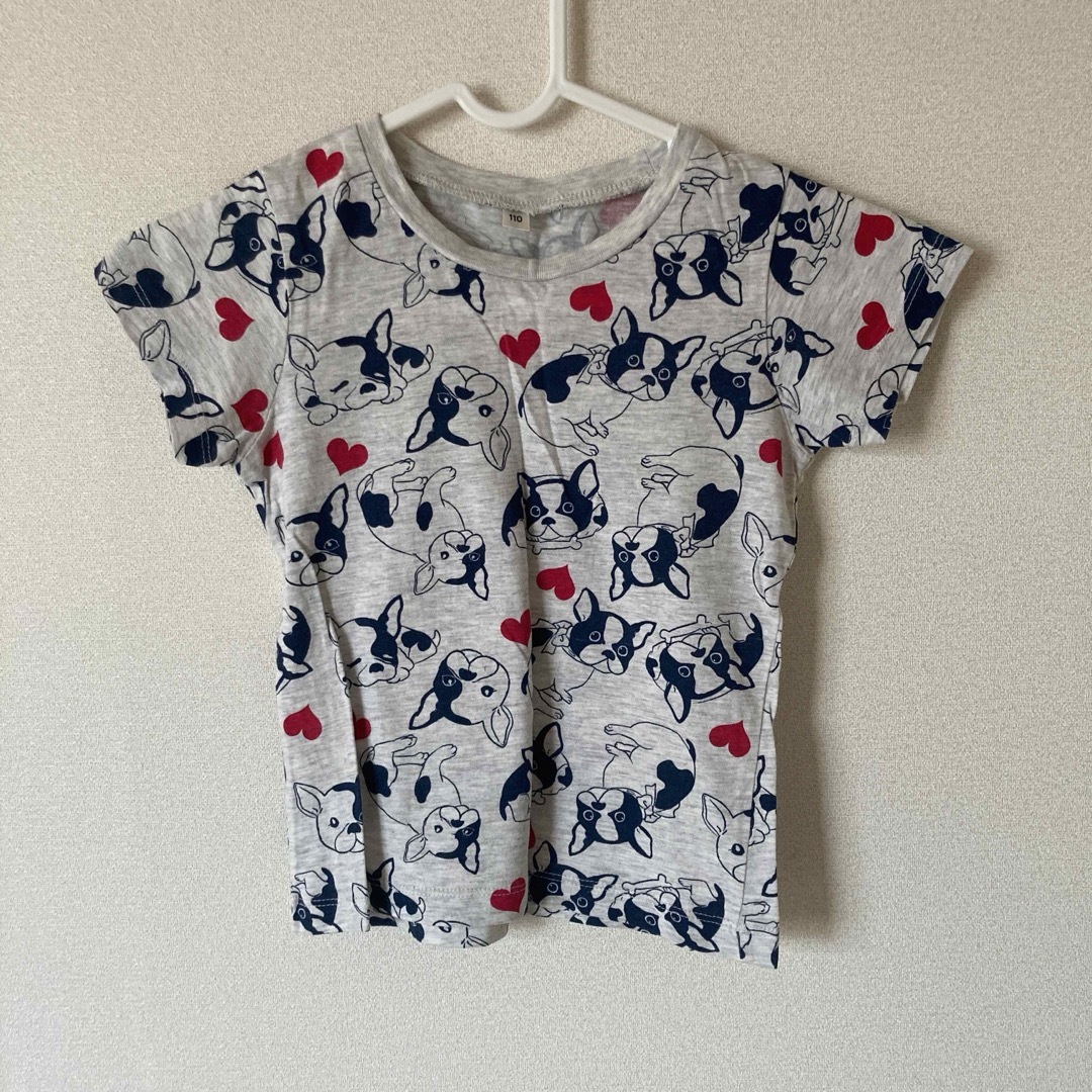 西松屋(ニシマツヤ)のdog柄　Ｔシャツ キッズ/ベビー/マタニティのキッズ服女の子用(90cm~)(Tシャツ/カットソー)の商品写真