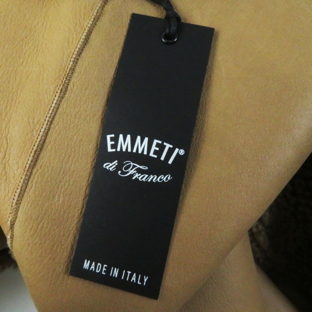 未使用品◎EMMETI エンメティ ムートン 切替デザイン ノーカラー ムートンコート キャメル 40 イタリア製 正規品 レディース 定価231,000円 レディースのジャケット/アウター(ムートンコート)の商品写真