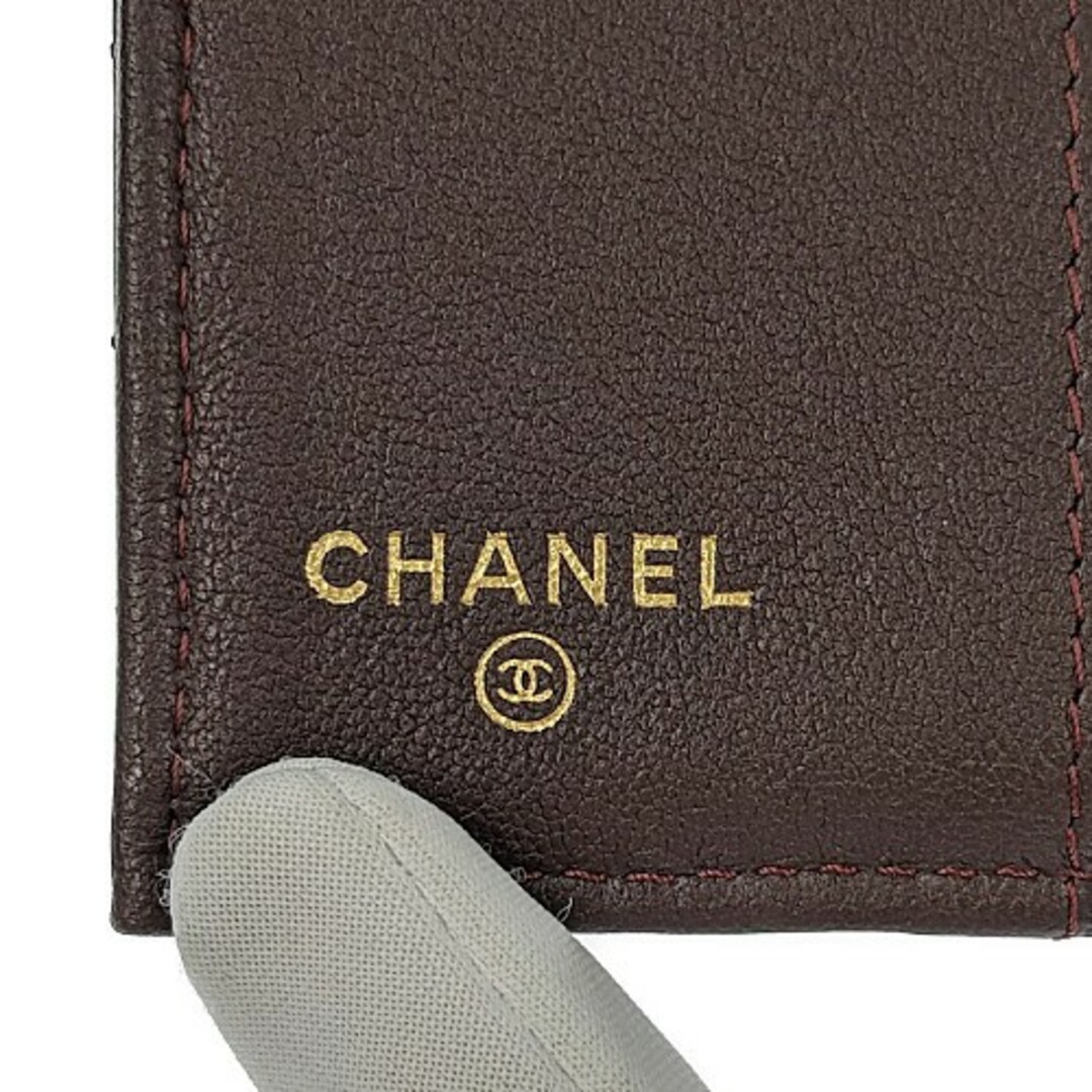 CHANEL(シャネル)のCHANEL　シャネル　マトラッセ コンパクトウォレット　AP0230 レディースのファッション小物(財布)の商品写真