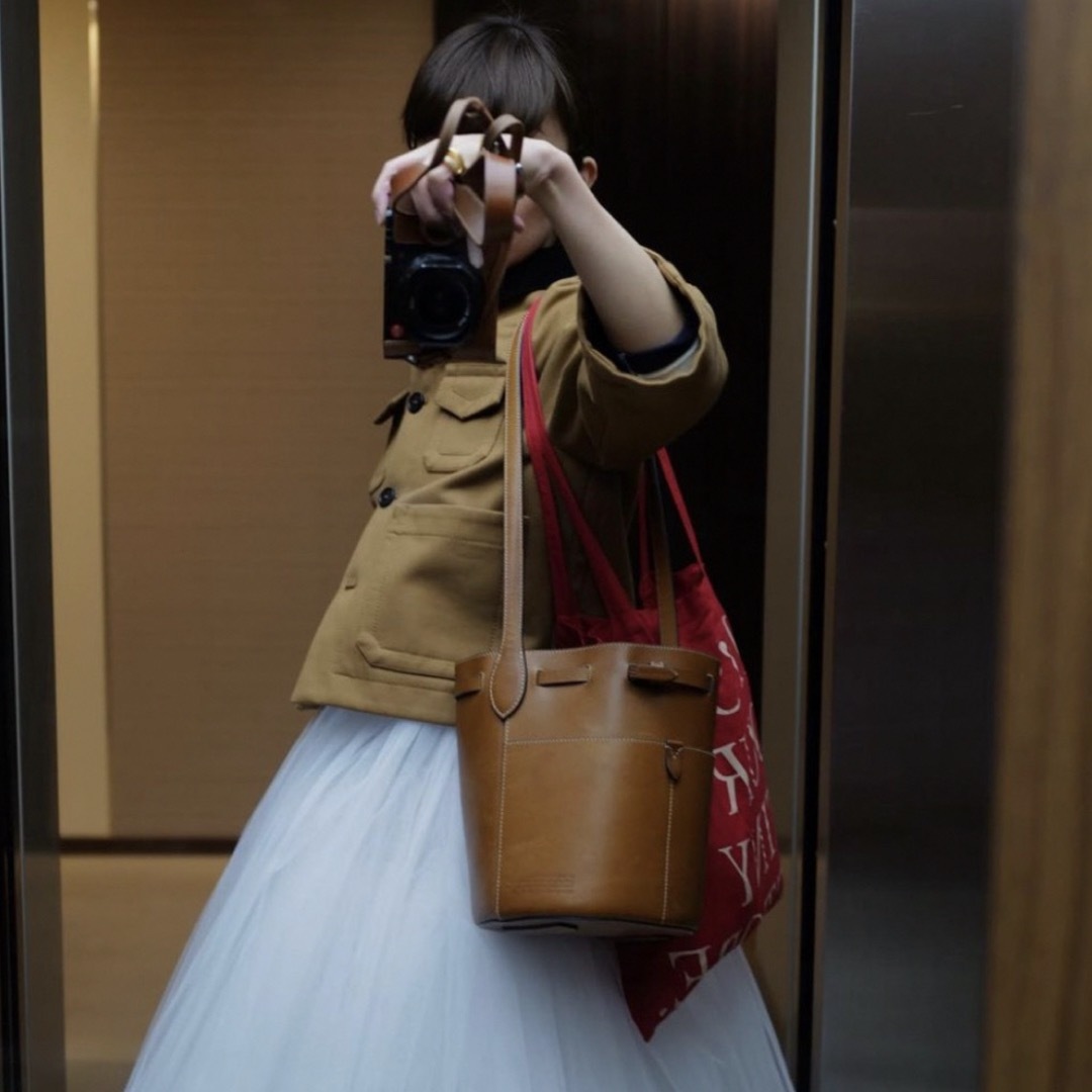 ANYA HINDMARCH - Anya Hindmarch アニヤハインドマーチ 根岸 ANYA HINDMARCH - Anya Hindmarch アニヤハインドマーチ 根岸