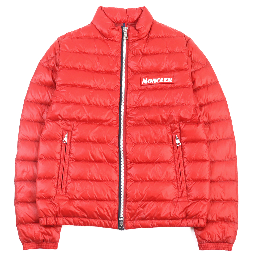 MONCLER(モンクレール)の極美品○MONCLER モンクレール F10911A11600 53029 PETICHET GIUBBOTTO ぺティシェ ロゴワッペン付き トリコロール スタンドカラー ダブルジップ ダウンジャケット レッド 1 正規品 メンズ メンズのジャケット/アウター(ダウンジャケット)の商品写真