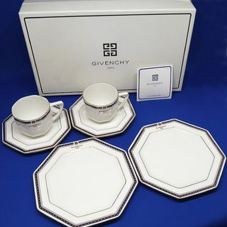 ジバンシィ(GIVENCHY)の未使用 GIVENCHY ジバンシー カップ＆ソーサー 2客 + プレート 2枚(食器)