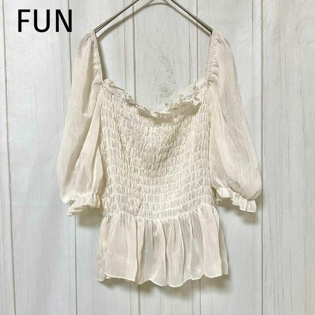 FUN(ファン)のst871 FUN/シフォンカットソー/半袖/トップス/ショート丈/アイボリー レディースのトップス(カットソー(半袖/袖なし))の商品写真