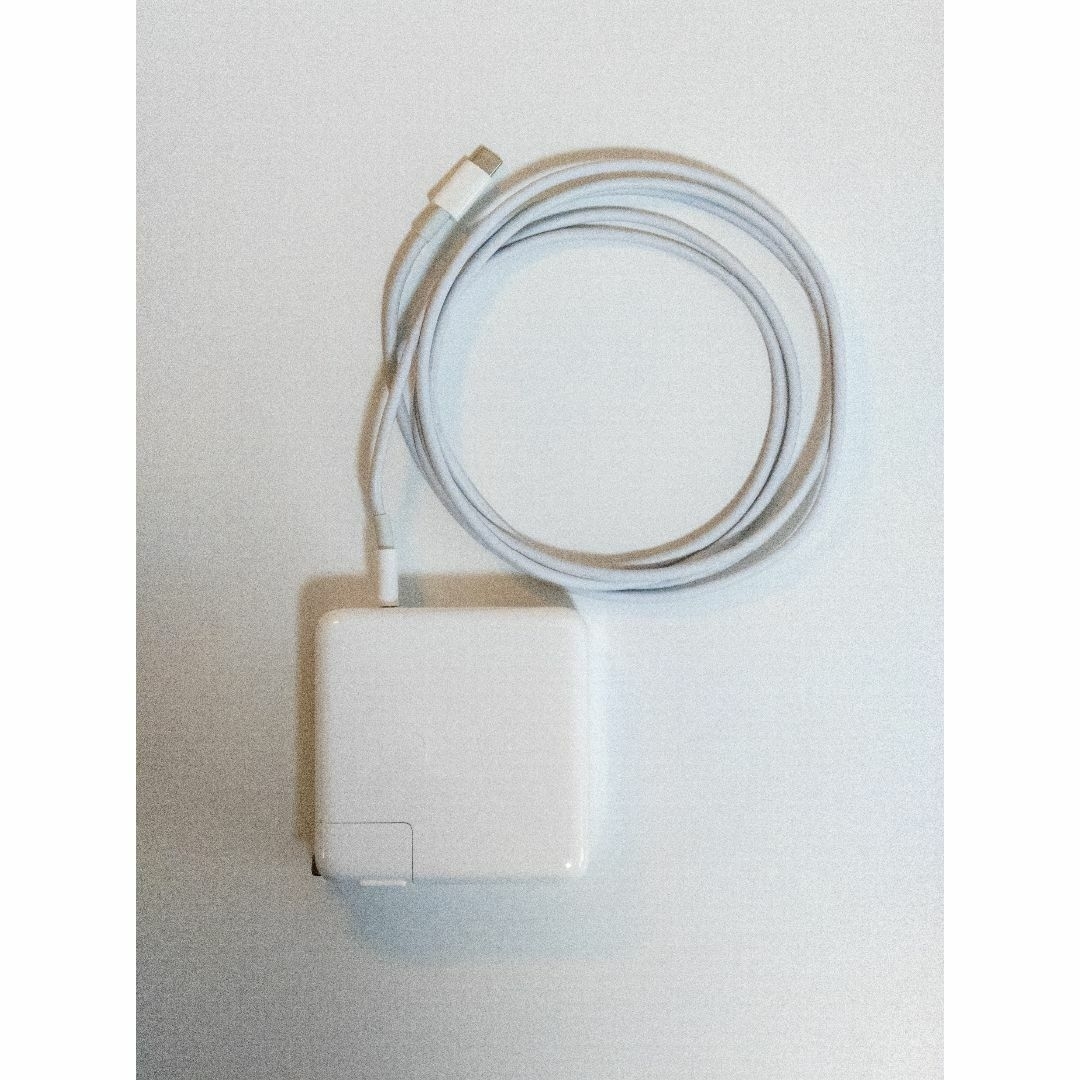 Apple(アップル)のアップル公式純正96W USB-C電源アダプタ＋usbcケーブル(2m) スマホ/家電/カメラのPC/タブレット(PC周辺機器)の商品写真