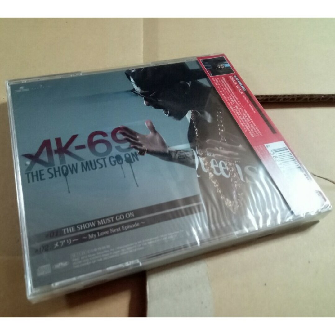 AK-69 THE SHOW MUST GO ON エンタメ/ホビーのCD(ヒップホップ/ラップ)の商品写真
