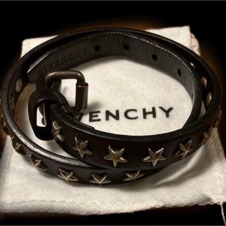 ジバンシィ(GIVENCHY)の中古箱付givenchyriccardotisciスターレザーベルトブレスレット(バングル/リストバンド)