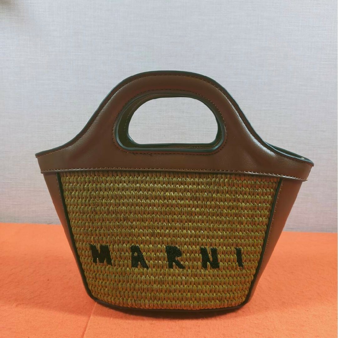 Marni(マルニ)の【新品2色】MARNI ハンドバッグ ストローバッグ レザー ショルダーバッグ レディースのバッグ(ショルダーバッグ)の商品写真