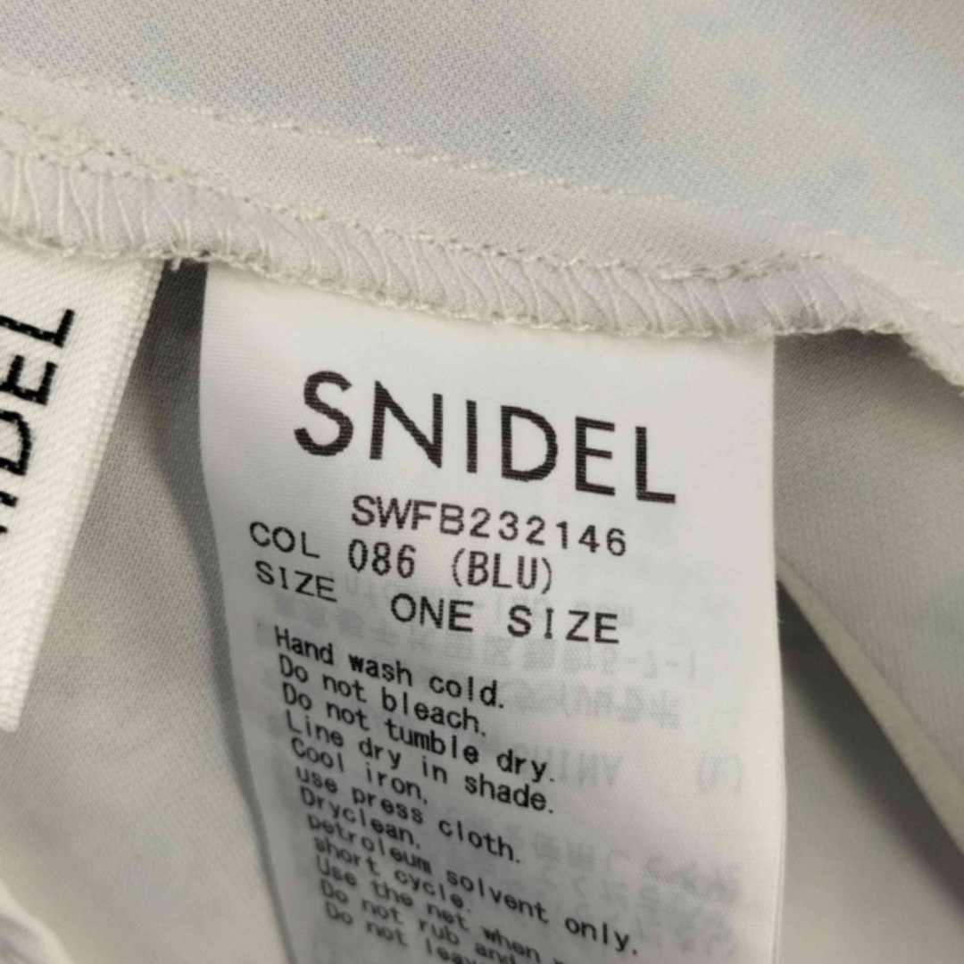 SNIDEL(スナイデル)のsnidel(スナイデル) プリントハーフスリオーガンシースルーブラウス レディースのトップス(シャツ/ブラウス(半袖/袖なし))の商品写真