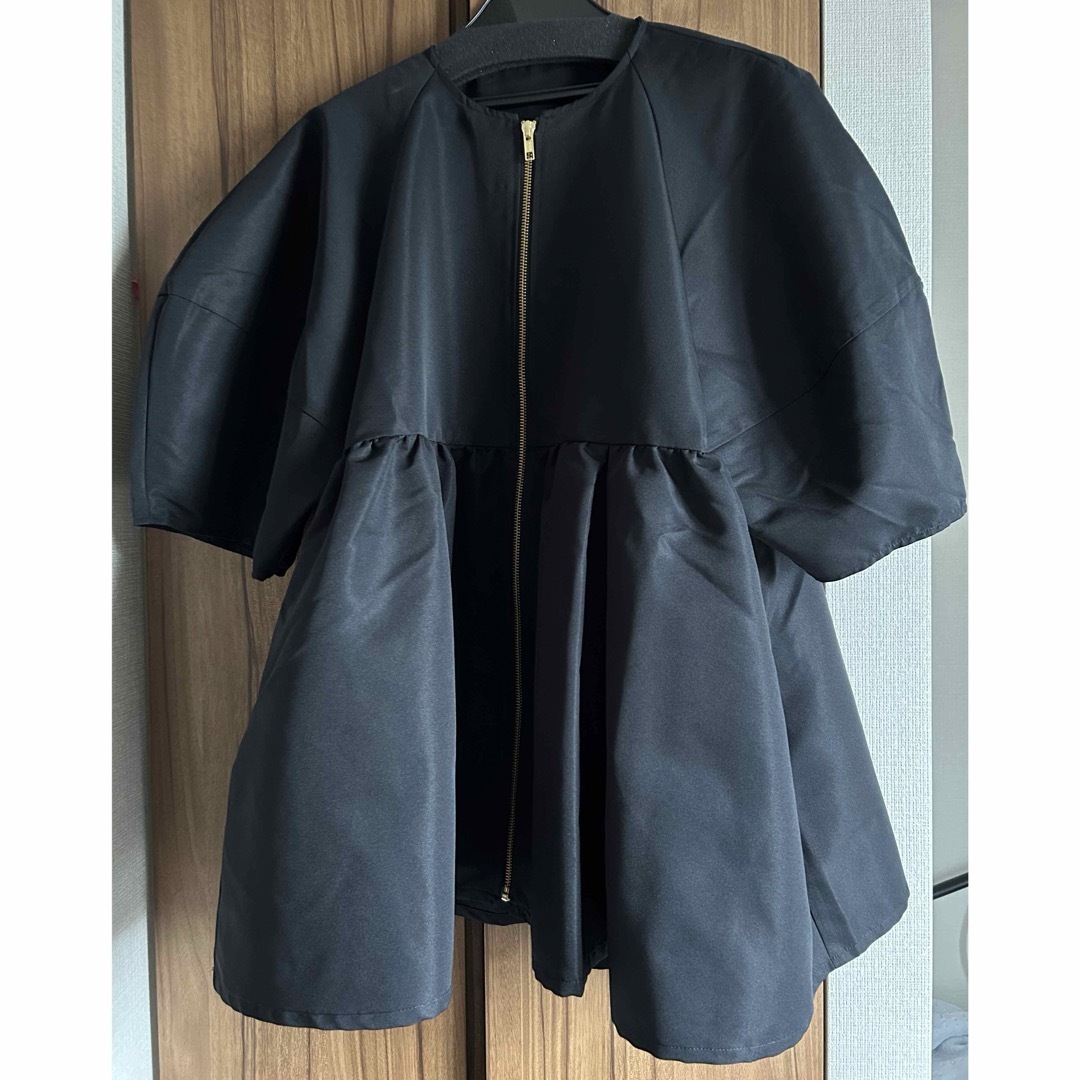 yuuka❤︎様専用です🌸YOIHI  ランタンスリーブブルゾン　 レディースのジャケット/アウター(ブルゾン)の商品写真