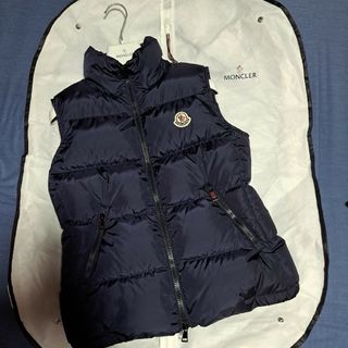 MONCLER - 早い者勝ち値下げモンクレール ダウンベストの通販 by まゆ