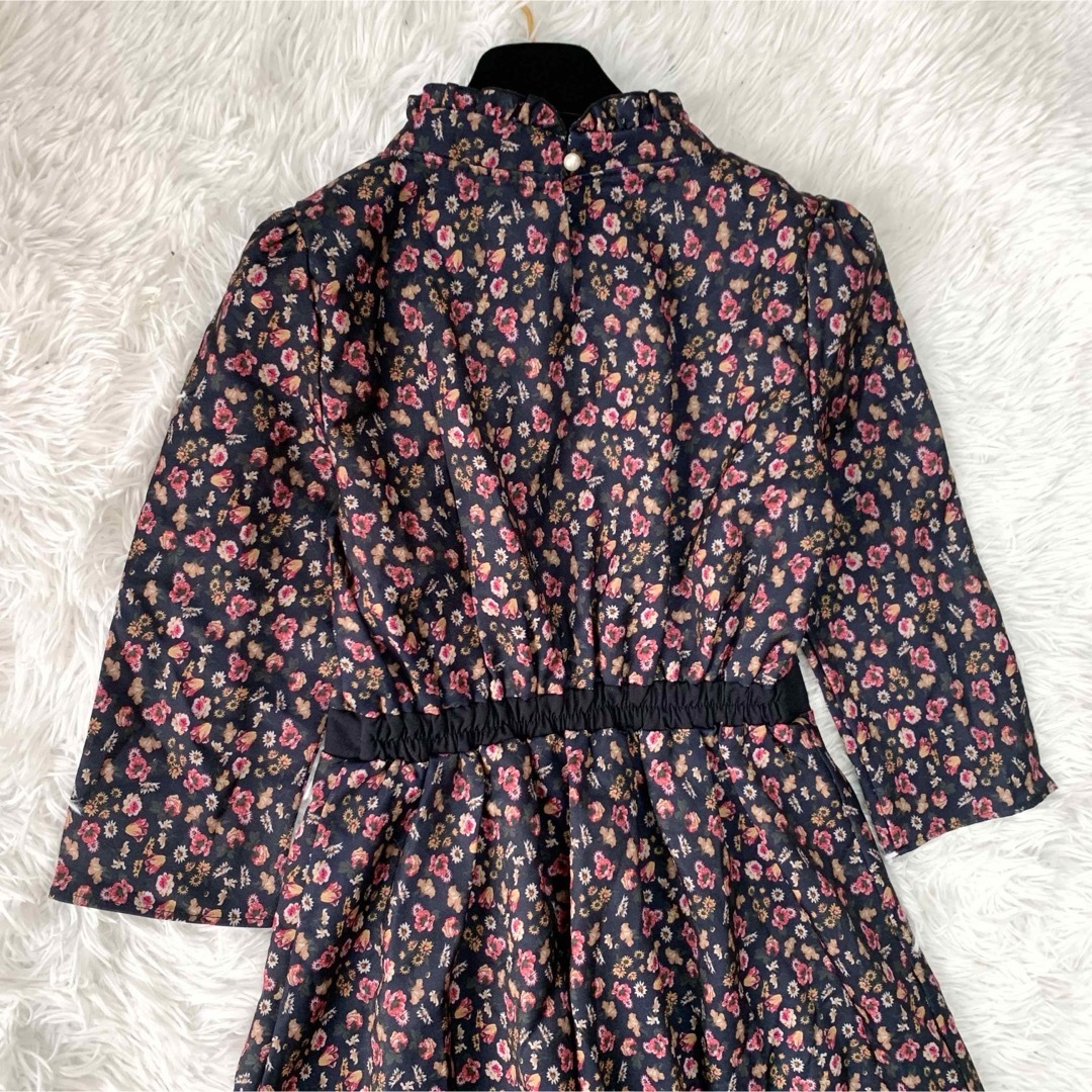 TOCCO closet(トッコクローゼット)の【極美品】トッコクローゼット 花柄ロングワンピース ボウタイ フレア 七分袖 レディースのワンピース(ロングワンピース/マキシワンピース)の商品写真