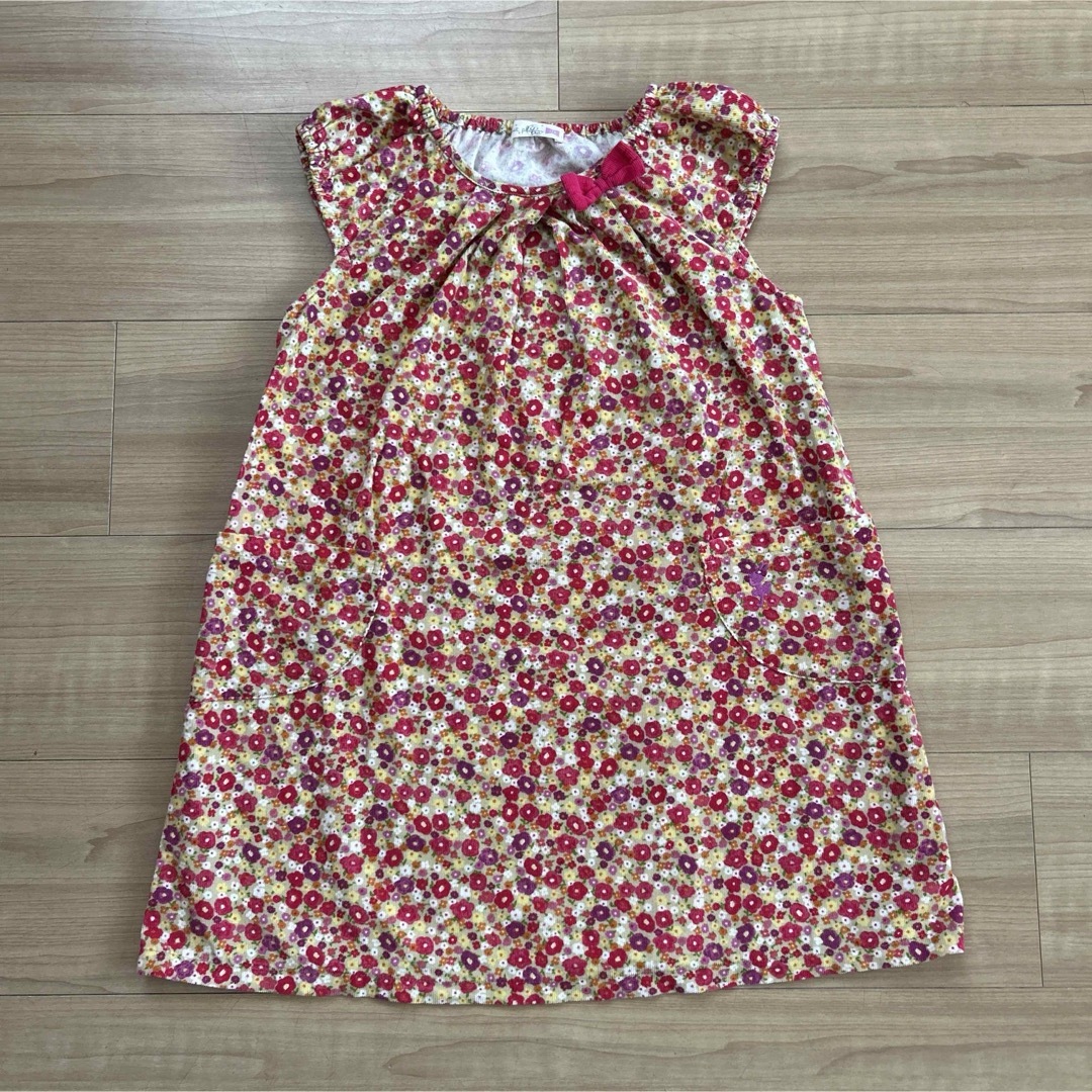 KP(ニットプランナー)のKP ニットプランナー  小花柄　ワンピース　120 キッズ/ベビー/マタニティのキッズ服女の子用(90cm~)(ワンピース)の商品写真