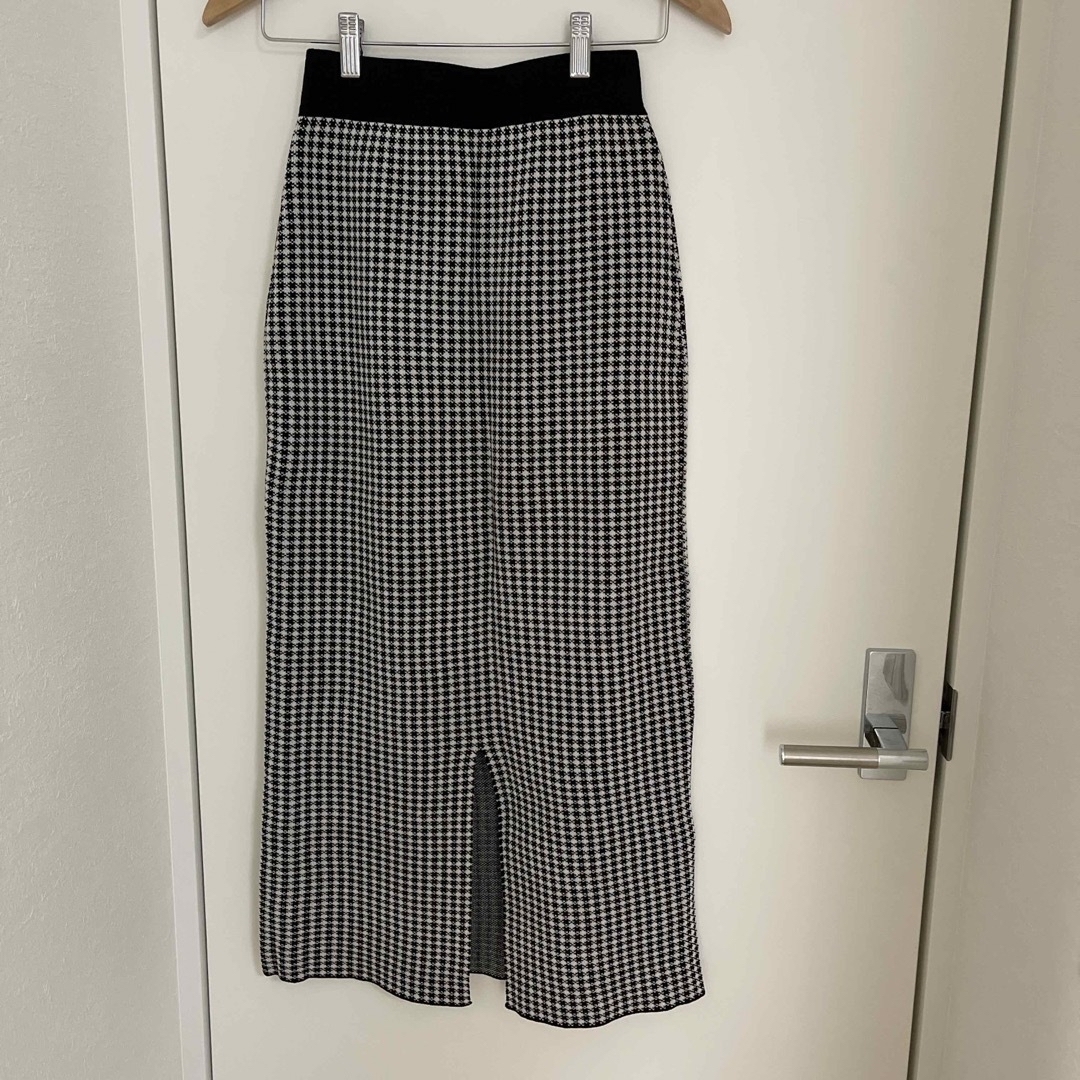GU(ジーユー)のジーユー　スカート　タイトスカート　ロングスカート　チェック柄　GU  レディースのスカート(ロングスカート)の商品写真