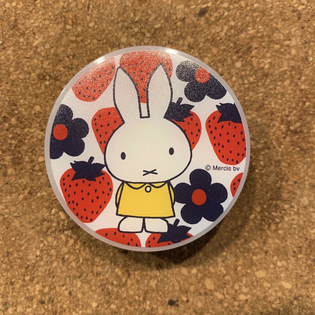 miffy(ミッフィー)のミッフィー フルプルクリーム/保湿クリーム赤/苺040347 コスメ/美容のボディケア(ボディクリーム)の商品写真