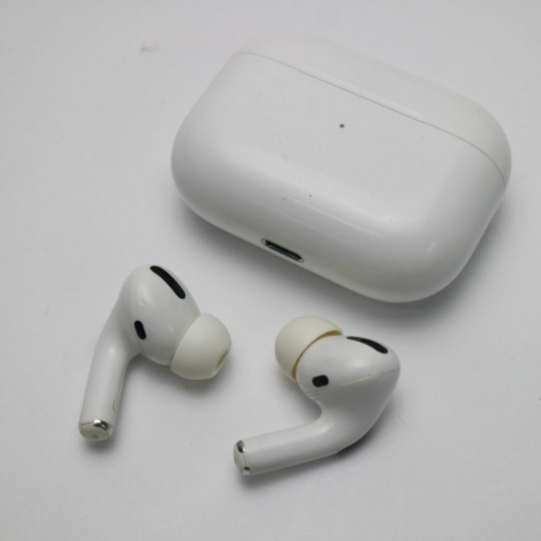Apple(アップル)の良品中古 AirPods Pro ホワイト  M333 スマホ/家電/カメラのオーディオ機器(ヘッドフォン/イヤフォン)の商品写真