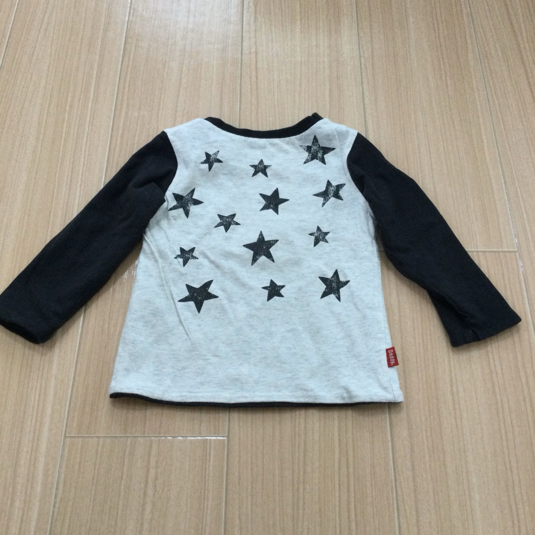 長袖 Tシャツ リバーシブル 星柄 ロゴ 男の子 ベビー キッズ/ベビー/マタニティのベビー服(~85cm)(シャツ/カットソー)の商品写真