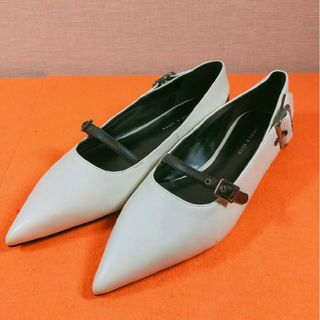 CHARLES&KEITH チャールズ&キース 22.5cm パンプス レディー(ハイヒール/パンプス)