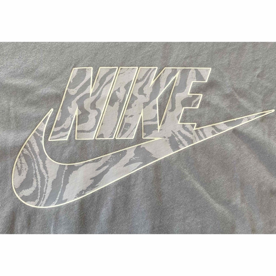 NIKE(ナイキ)のNIKE TシャツLサイズ 新品未使用 自宅保管 スポーツ/アウトドアのトレーニング/エクササイズ(ヨガ)の商品写真