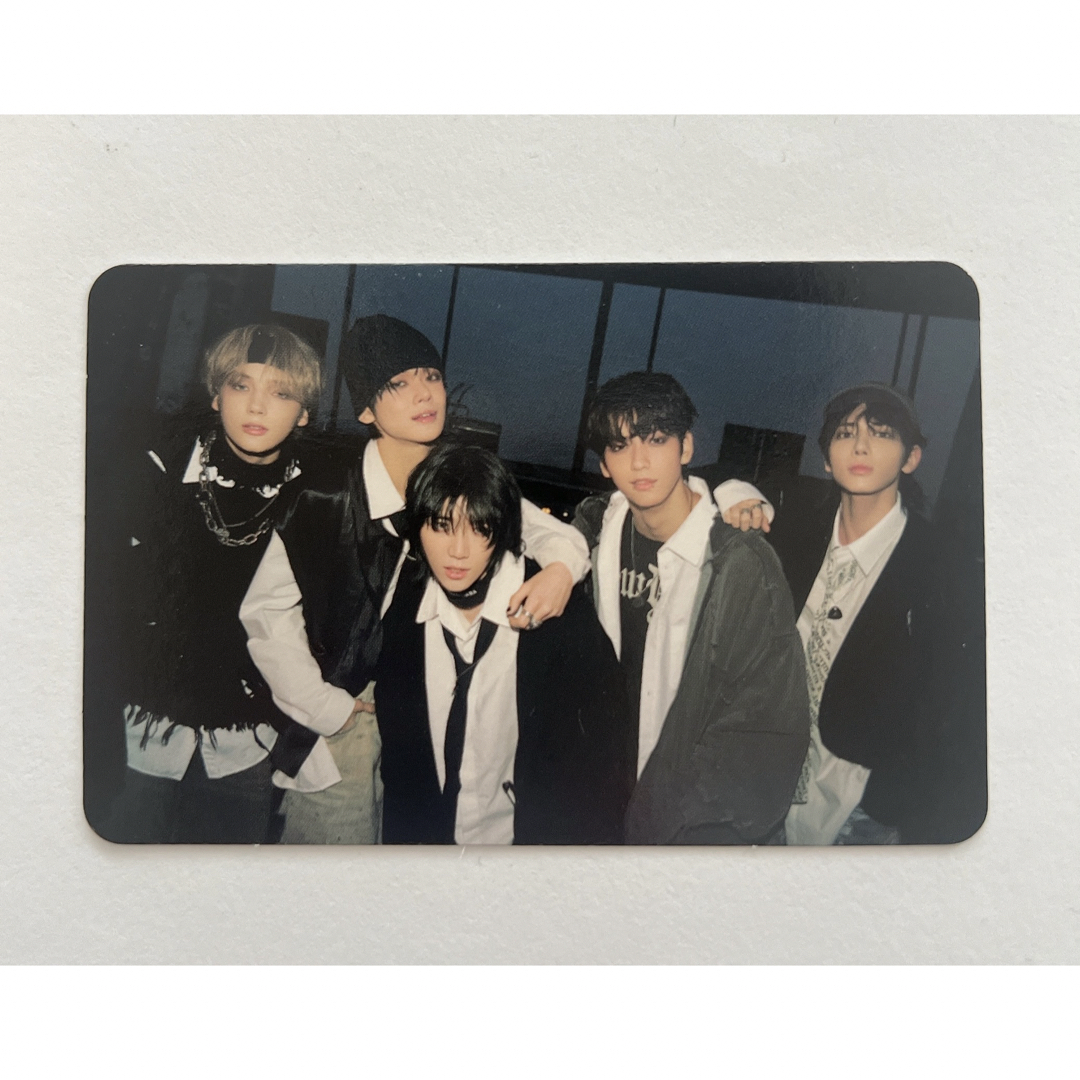 TOMORROW X TOGETHER(トゥモローバイトゥギャザー)のTXT tomorrow weverse album エンタメ/ホビーのCD(K-POP/アジア)の商品写真