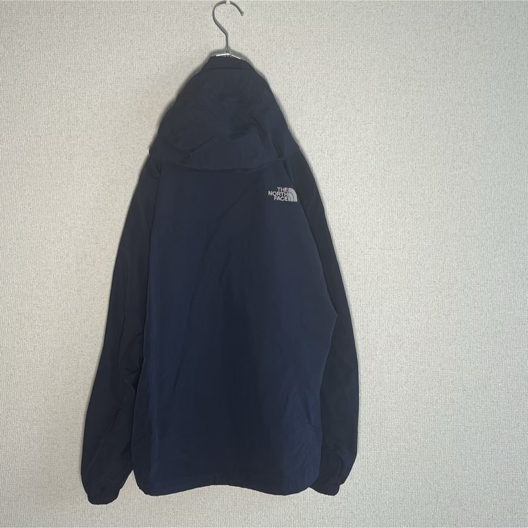 THE NORTH FACE(ザノースフェイス)のノースフェイス　マウンテンパーカー　ネイビー　レディースＬ レディースのジャケット/アウター(ナイロンジャケット)の商品写真