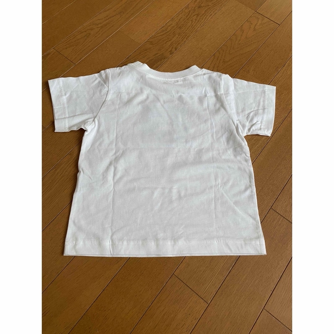 GU(ジーユー)のGU 半袖　白　Tシャツ　110cm 男の子　新品未使用タグ付き キッズ/ベビー/マタニティのキッズ服男の子用(90cm~)(Tシャツ/カットソー)の商品写真