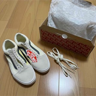 ヴァンズ(VANS)のVANS OLD SKOOL BEAUTY&YOUTH NAVY(スニーカー)