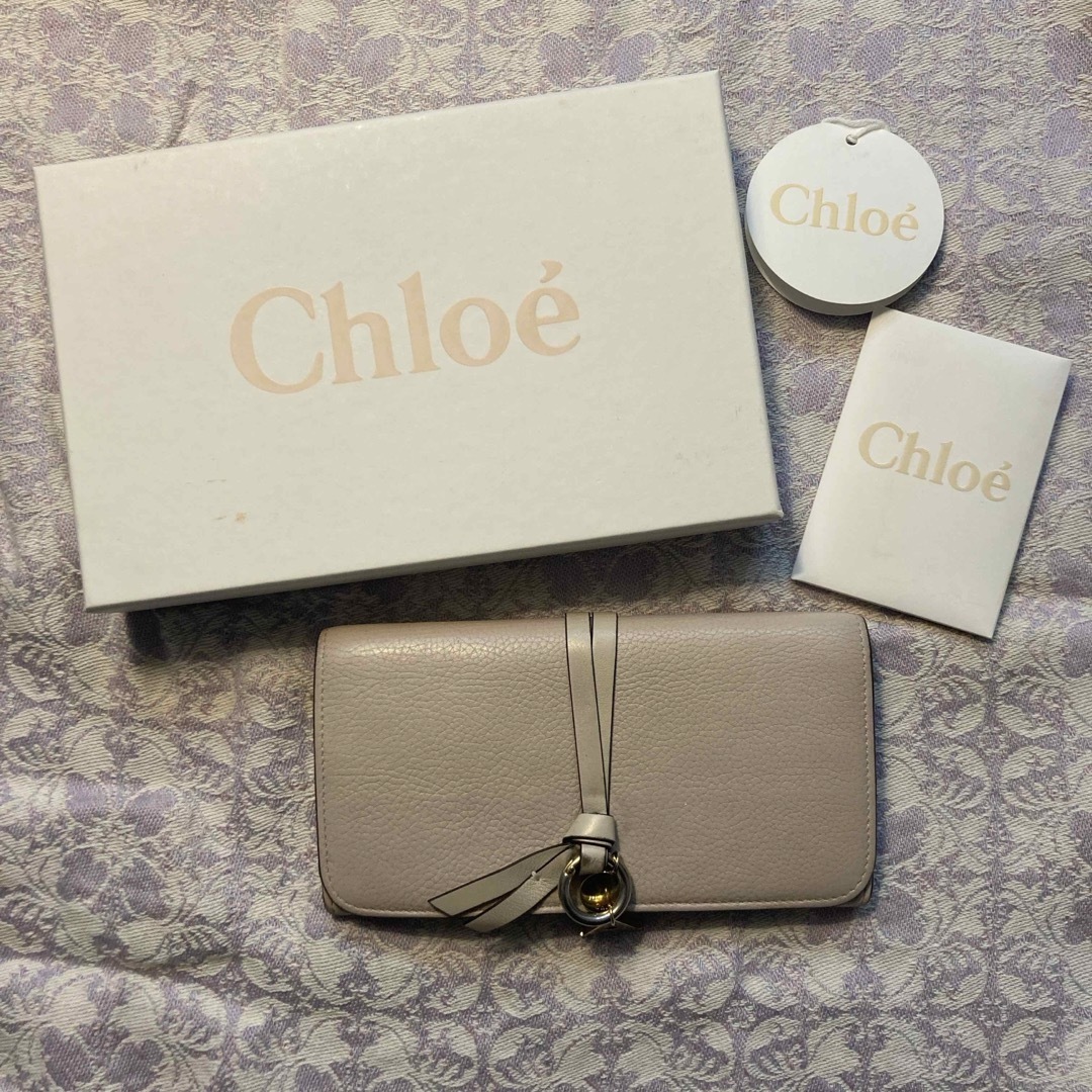 Chloe(クロエ)の《中古》クロエ　長財布　アルファベット レディースのファッション小物(財布)の商品写真
