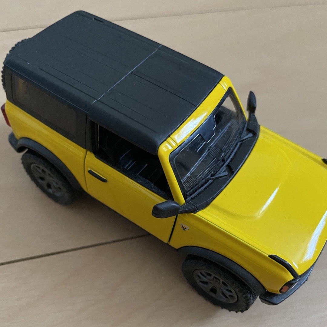 フォードブロンコ　ミニカー エンタメ/ホビーのおもちゃ/ぬいぐるみ(ミニカー)の商品写真