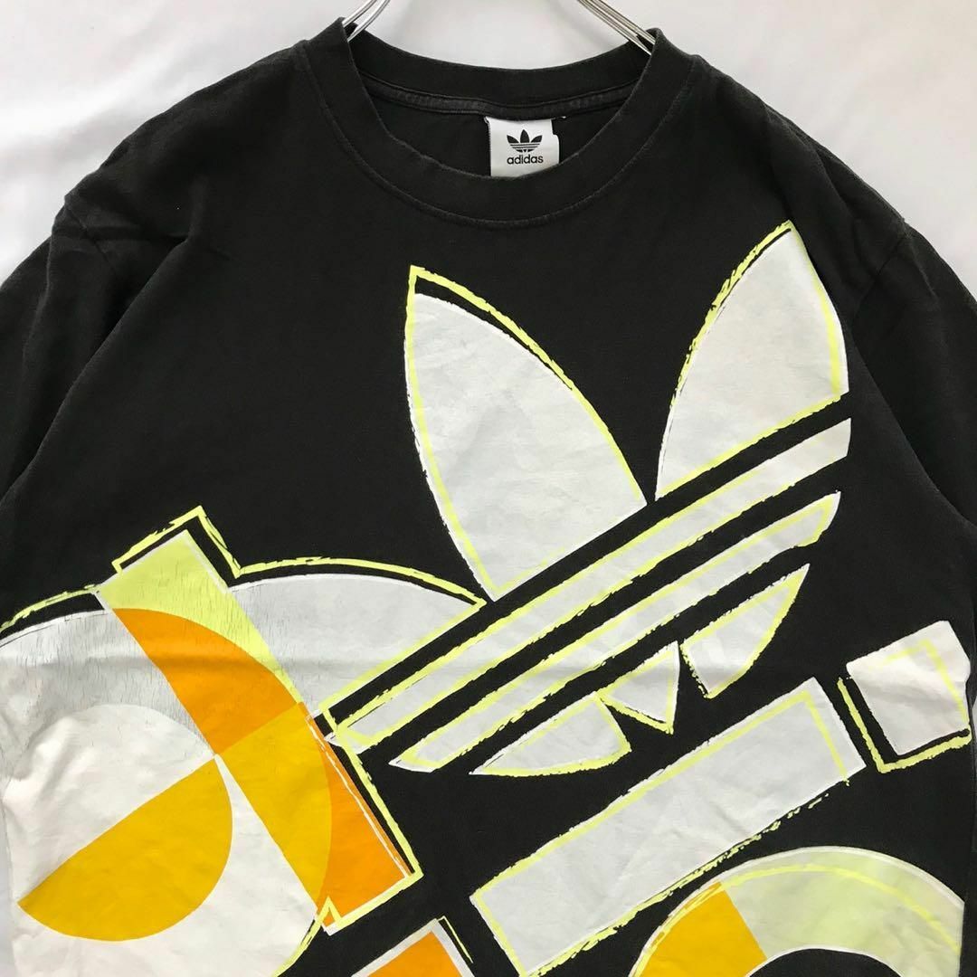 adidas(アディダス)のadidas グラフィックTシャツ メンズのトップス(Tシャツ/カットソー(半袖/袖なし))の商品写真