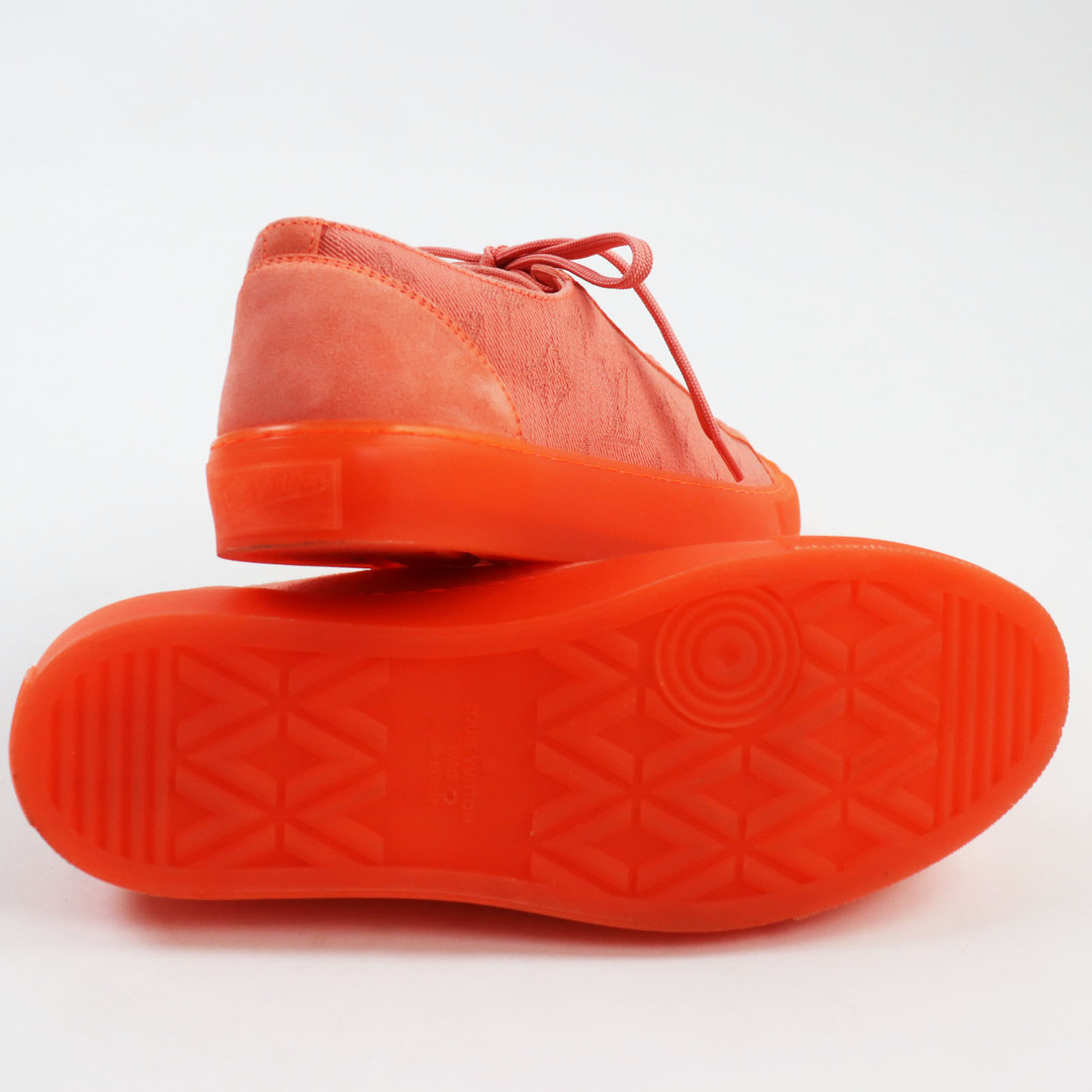 LOUIS VUITTON(ルイヴィトン)の【ドンドン見直し】極美品●LOUIS VUITTON ルイヴィトン 2020年製 LVオリライン スウェードレザー使い モノグラムデニム ローカットスニーカー オレンジ 7 保存袋付き イタリア製 メンズ メンズの靴/シューズ(スニーカー)の商品写真