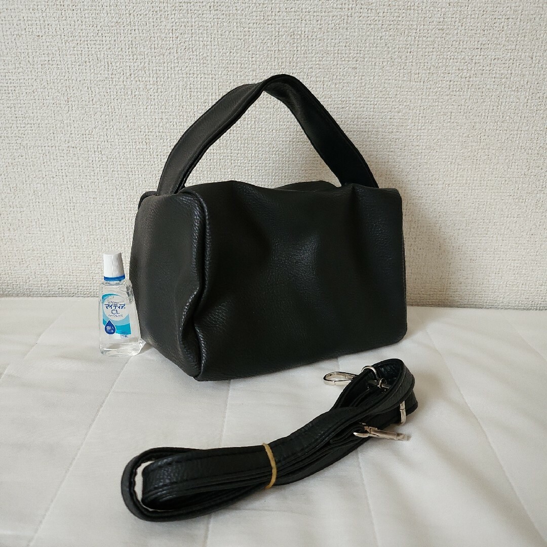 ZARA(ザラ)のnugu スクエアバッグ レディースのバッグ(ハンドバッグ)の商品写真