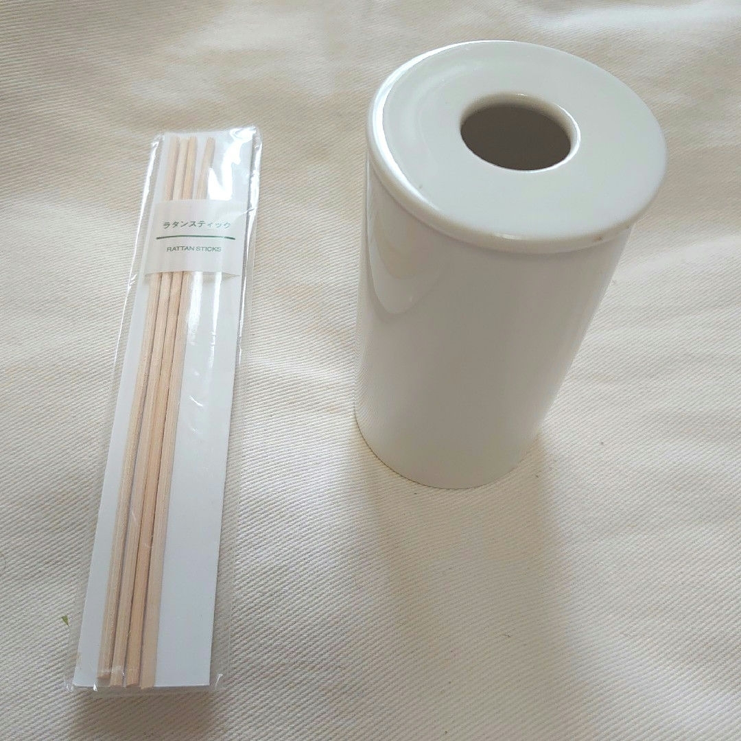 MUJI (無印良品)(ムジルシリョウヒン)の無印良品 　インテリアフレグランス　磁器ホルダー インテリア/住まい/日用品のインテリア小物(その他)の商品写真