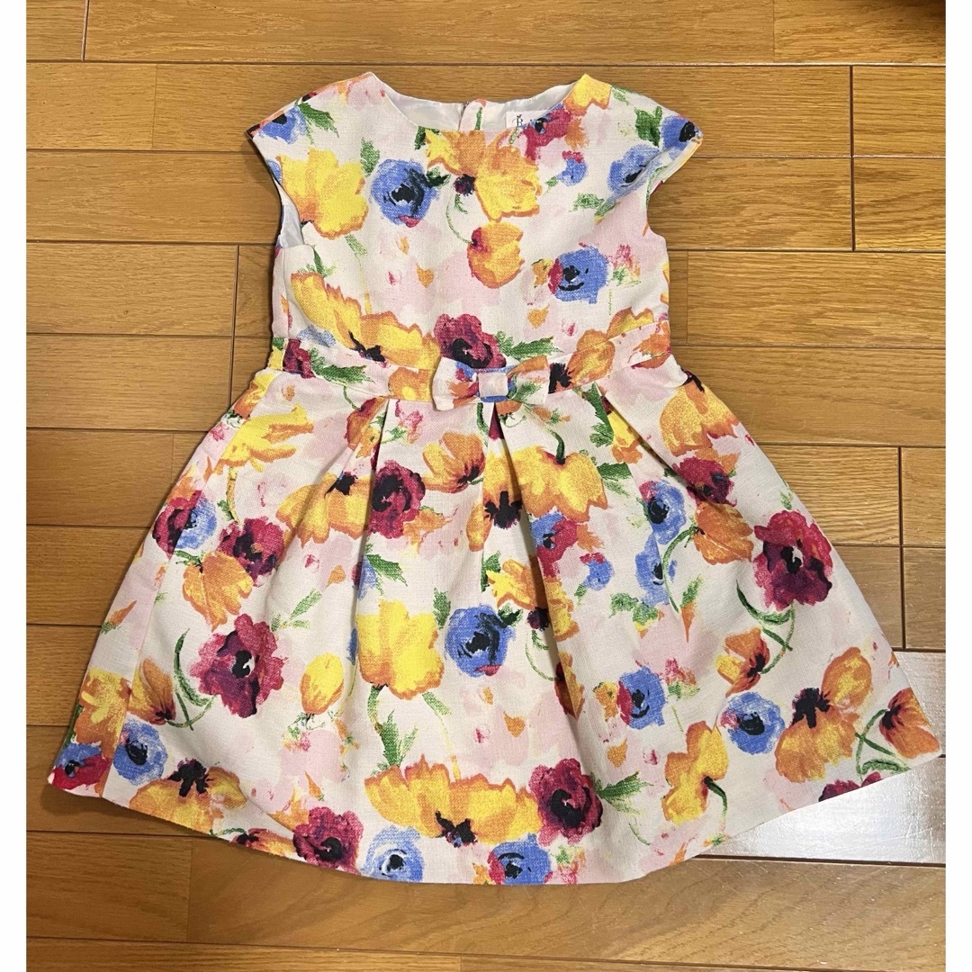 Rope' Picnic(ロペピクニック)のROPE PICNIC KIDS ワンピース　花柄　120 キッズ/ベビー/マタニティのキッズ服女の子用(90cm~)(ワンピース)の商品写真