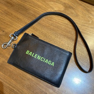バレンシアガ(Balenciaga)の美品！ ☆BALENCIAGA☆ バレンシアガ ネックポーチ カードケース 財布(コインケース/小銭入れ)